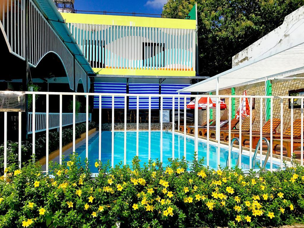 Duke Hostel Duong Dong  Luaran gambar