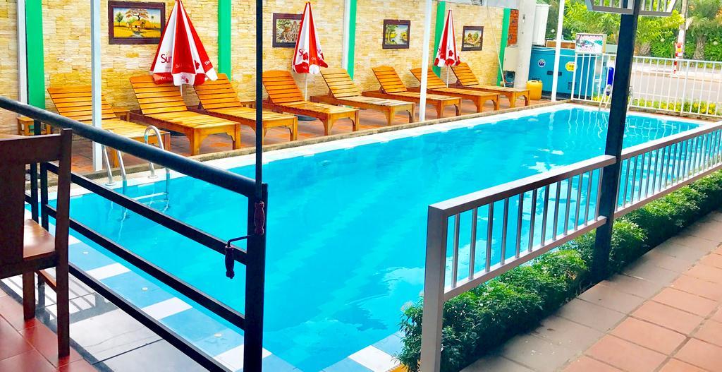 Duke Hostel Duong Dong  Luaran gambar
